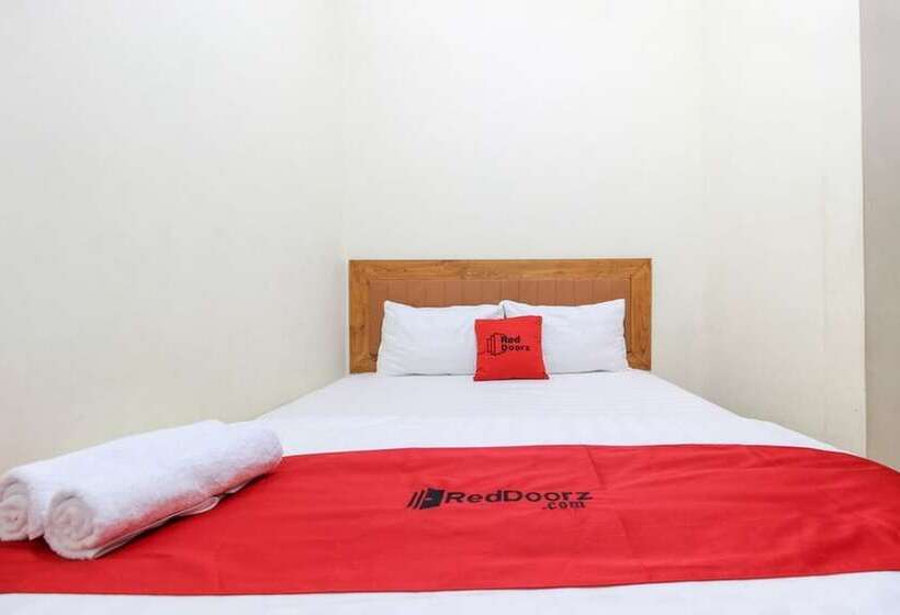 Номер Economy, Reddoorz Near Amikom Yogyakarta 2