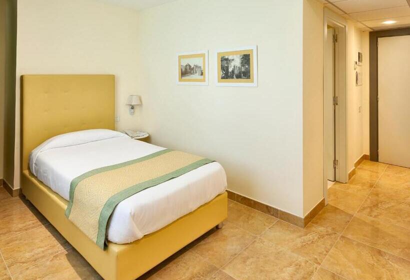 اتاق استاندارد یک نفره, Mercure Villa Romanazzi Carducci Bari
