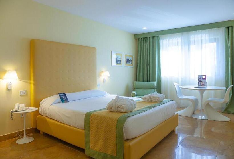 اتاق پرستیژ, Mercure Villa Romanazzi Carducci Bari