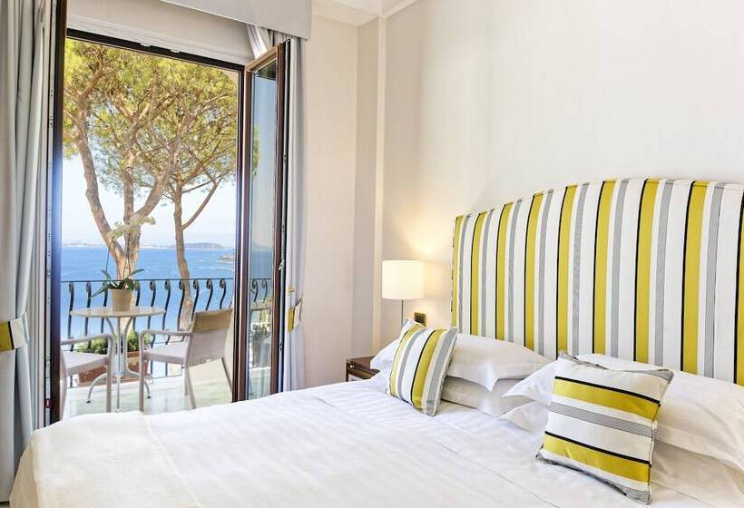 Номер Superior Вид на Море, San Montano Resort & Spa