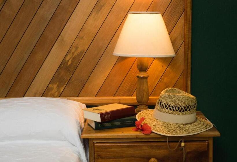 اتاق استاندارد با چشم‌انداز دریا, Legends Beach Resort