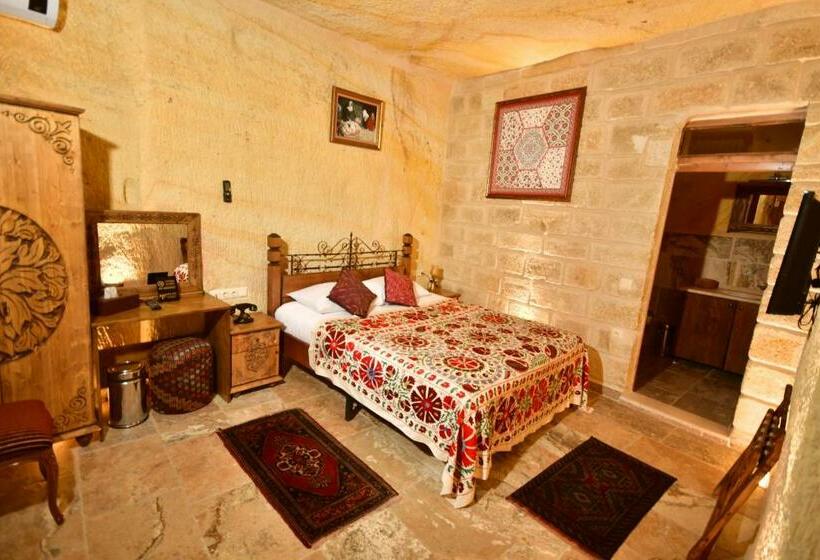 اتاق لوکس یک تخته, Nostalji̇ Cave Sui̇t