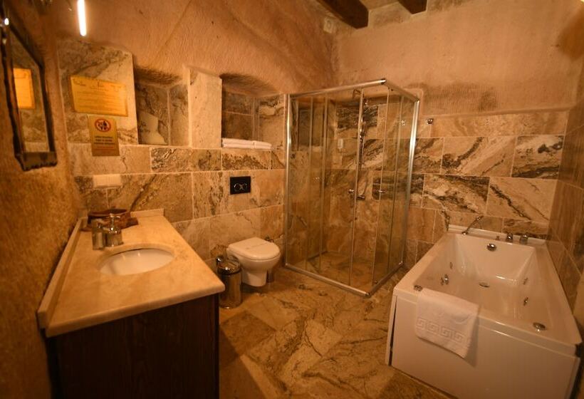 اتاق لوکس, Nostalji̇ Cave Sui̇t