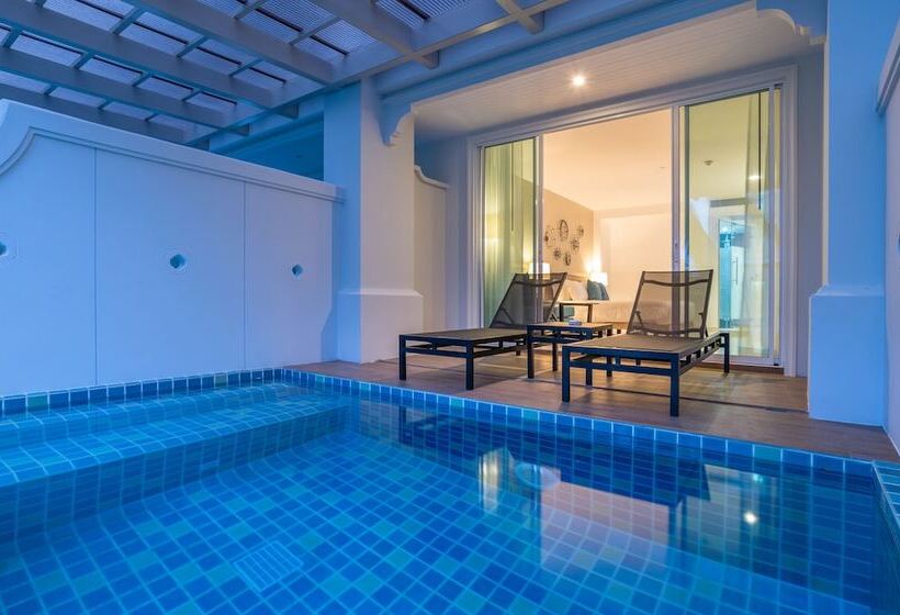 Номер Deluxe с Террасой, Centara Ao Nang Beach Resort & Spa Krabi, Sha Plus