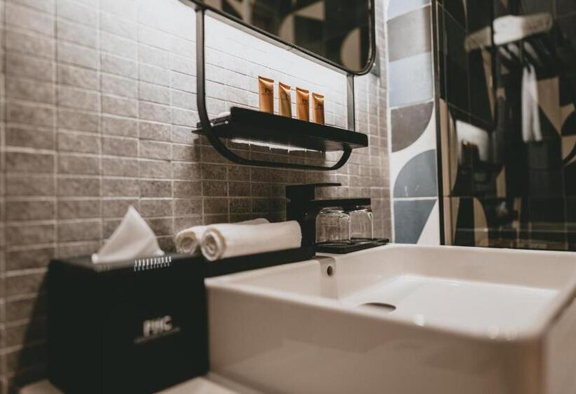 Люкс 2 Спальни, Macalister Hotel Managed By The Ascott Limited
