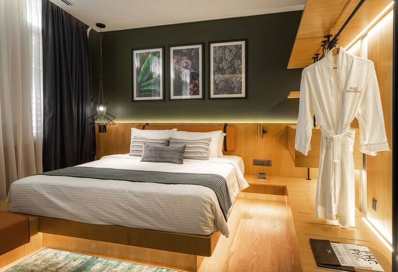 Люкс Семейный 2 Спальни, Macalister Hotel Managed By The Ascott Limited