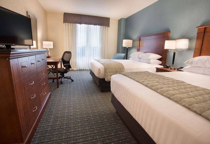 Номер Deluxe, Drury Inn & Suites St. Louis Brentwood