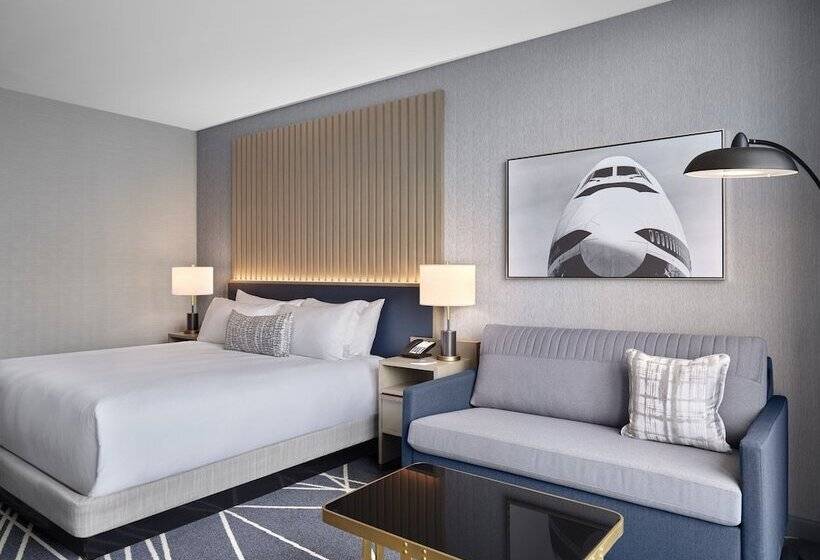 Номер Премиум, Loews Kansas City