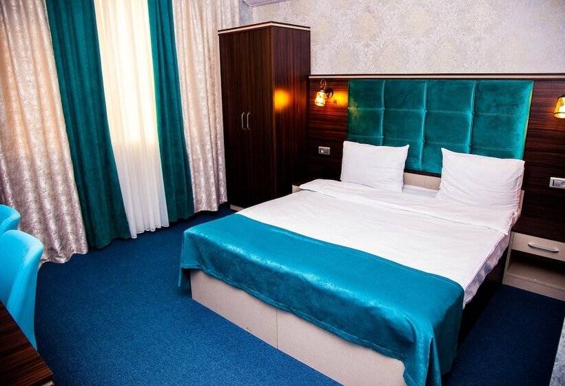 חדר משפחתי, Mildom Hotel Baku