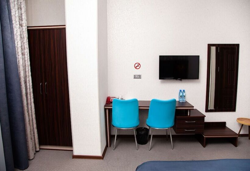 חדר משפחתי, Mildom Hotel Baku