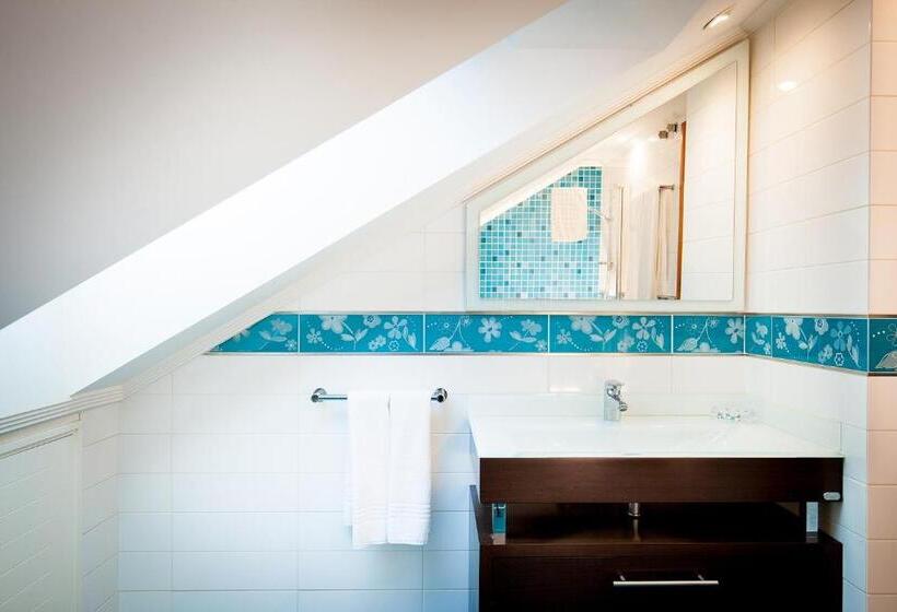 带1个卧室的顶楼公寓, Apartamentos Villa Zoila Baiona