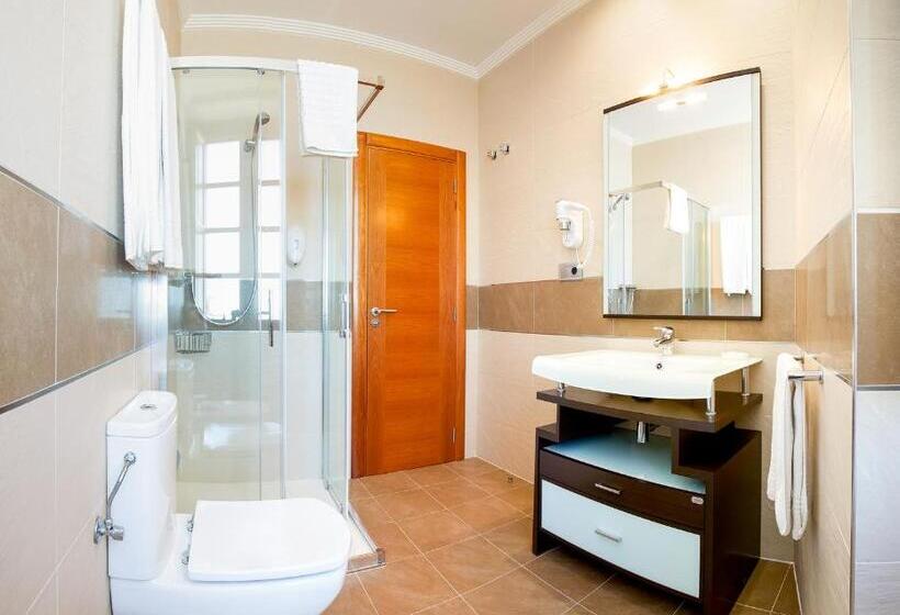 带1个卧室的带海景的公寓, Apartamentos Villa Zoila Baiona