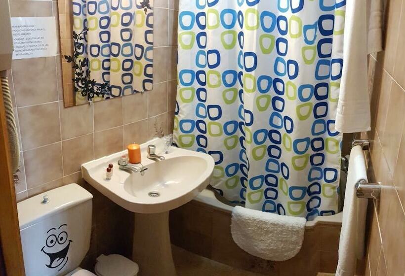 Номер Стандарт, Hostal Los Arcos