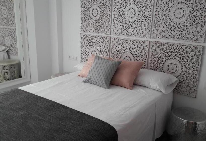 Номер Superior, Hostal Cervantes Playa