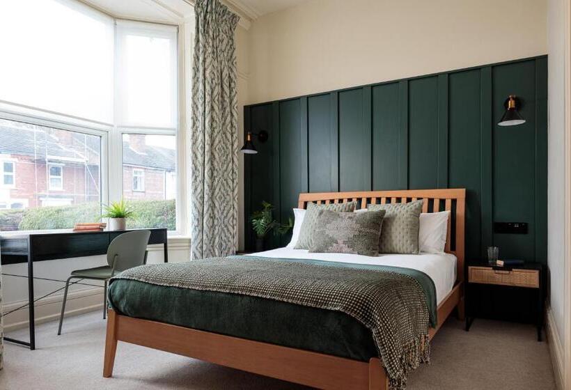 اتاق پرمیوم, Brayford House Carholme Road