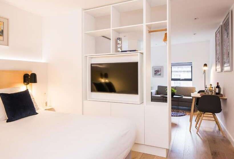 Студия Стандарт, Hiding Space   Westgate Apartments