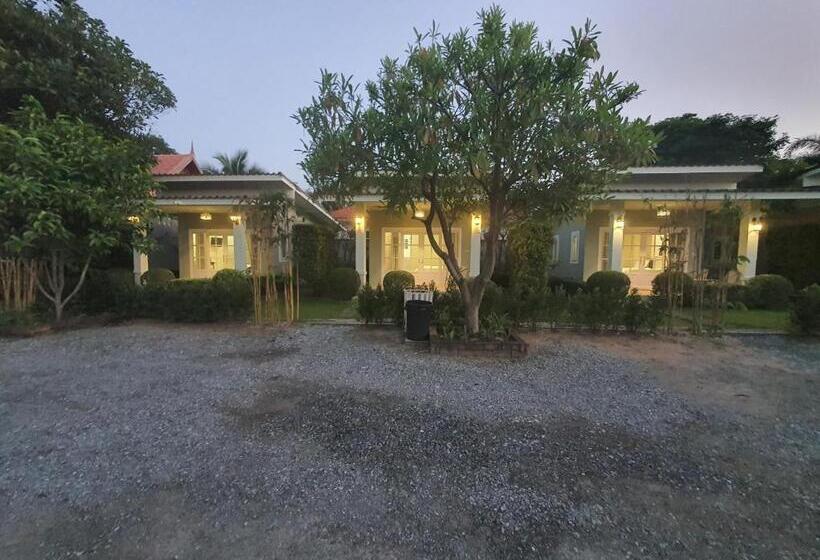 اتاق لوکس, Aob Oun Homestay