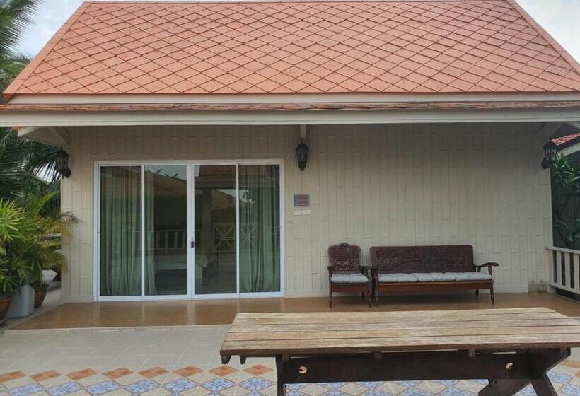 ویلای 2 خوابه, Aob Oun Homestay