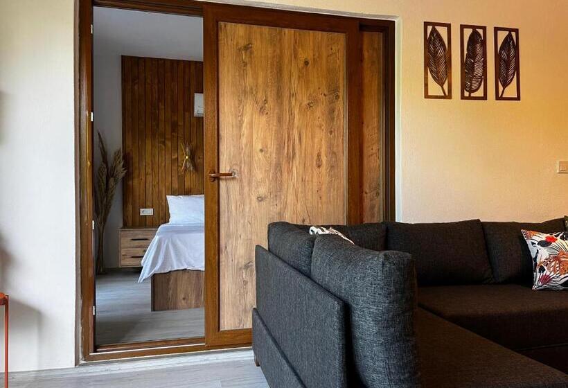 Апартаменты 1 Спальня, Sunset Boutique Hotel & Apartments