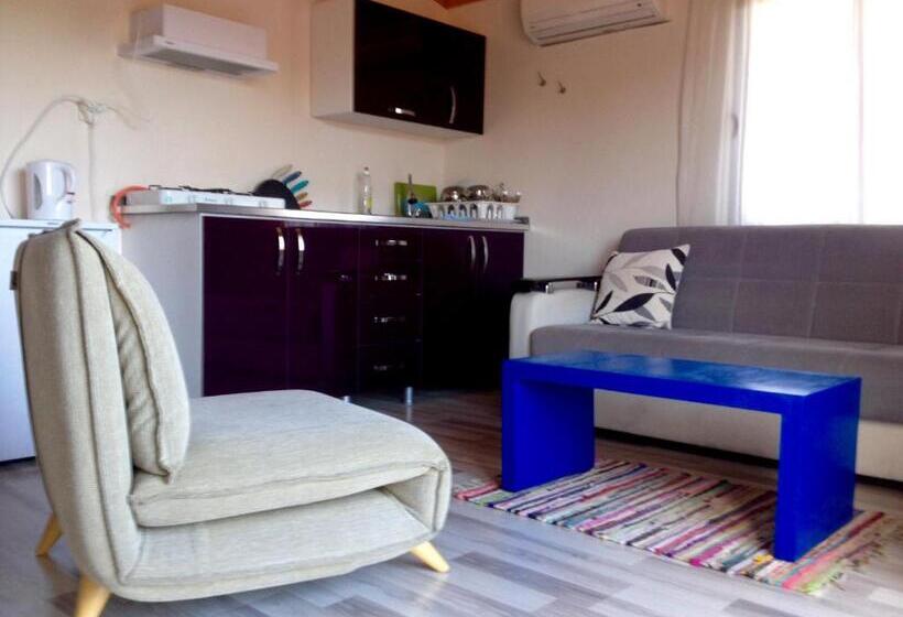 Апартаменты 2 Спальни, Sunset Boutique Hotel & Apartments