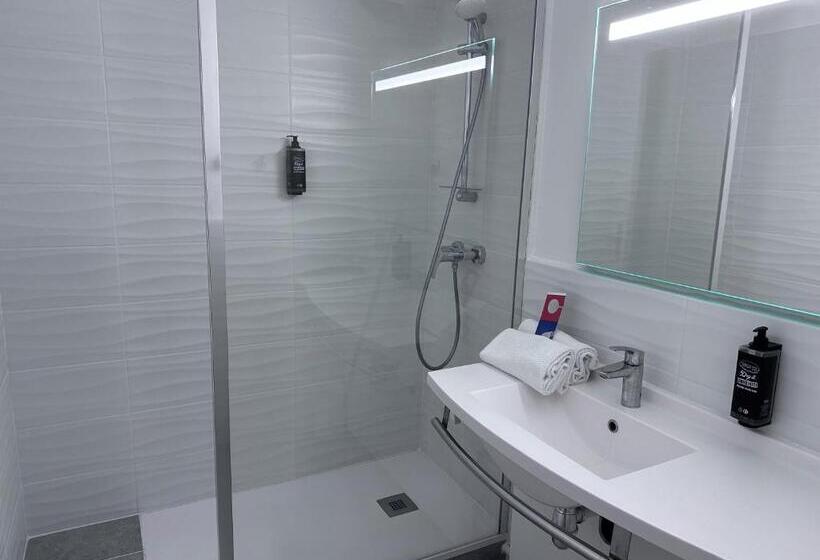 家庭间, Ibis Budget Fréjus St Raphaël Centre