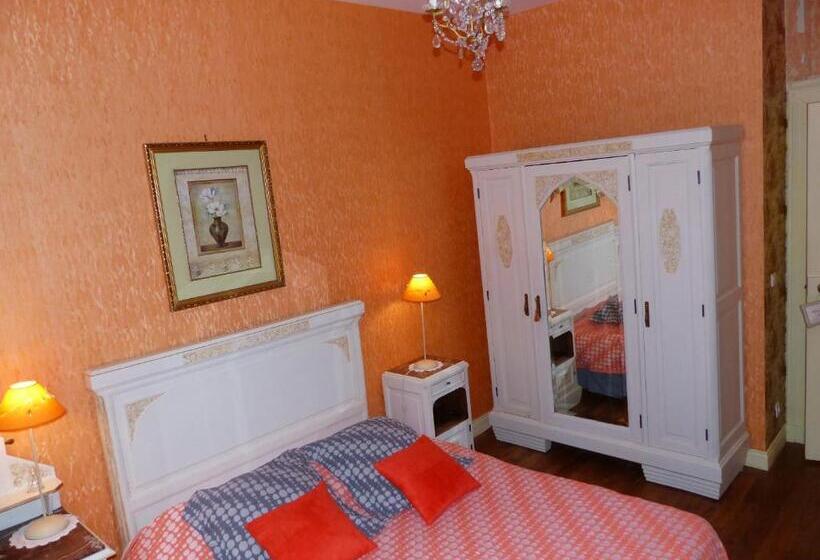 Номер Deluxe, Château De Montsablé