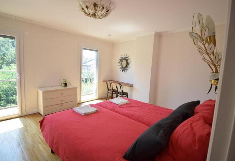 اتاق استاندارد با چشم‌انداز باغ, Art Home Bnb