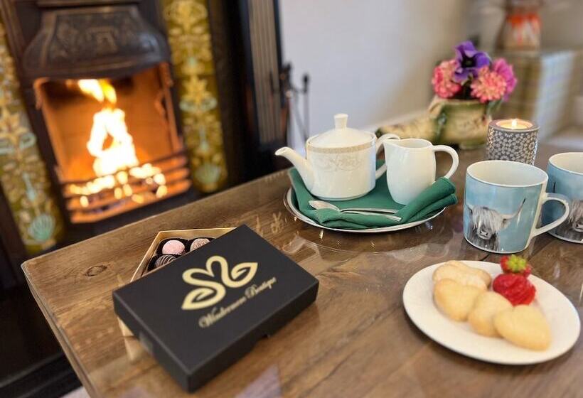 Люкс, Windermere Boutique Hotel Spa Suites & Hot Tubs