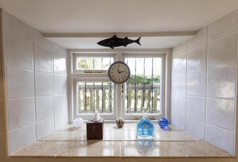 Quarto standard, Grosvenor Villa