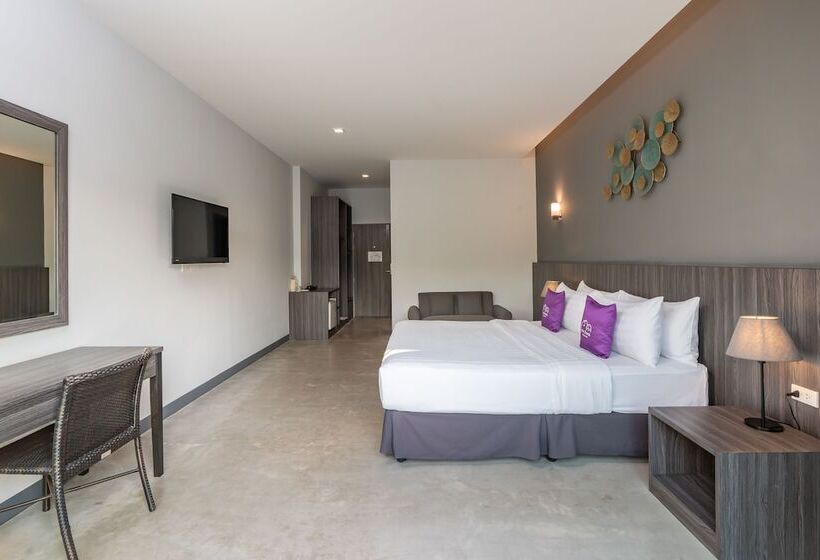 اتاق لوکس با چشمانداز استخر, Koh Chang Paradise Hill