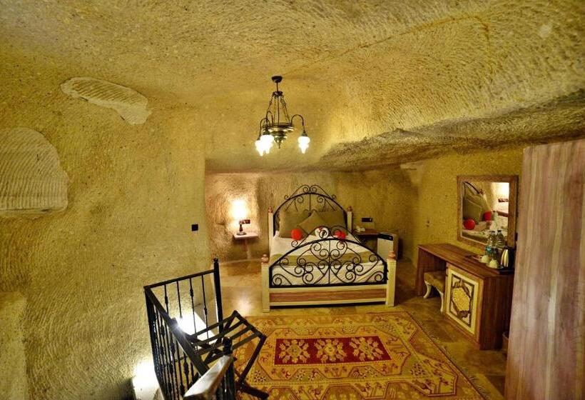 스위트 킹사이즈 침대, Caftan Cave Suites