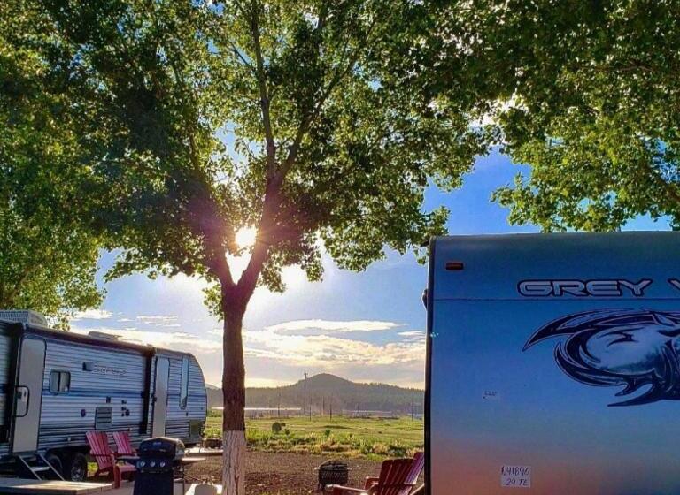Люкс 2 Спальни, Grand Canyon Rv Glamping