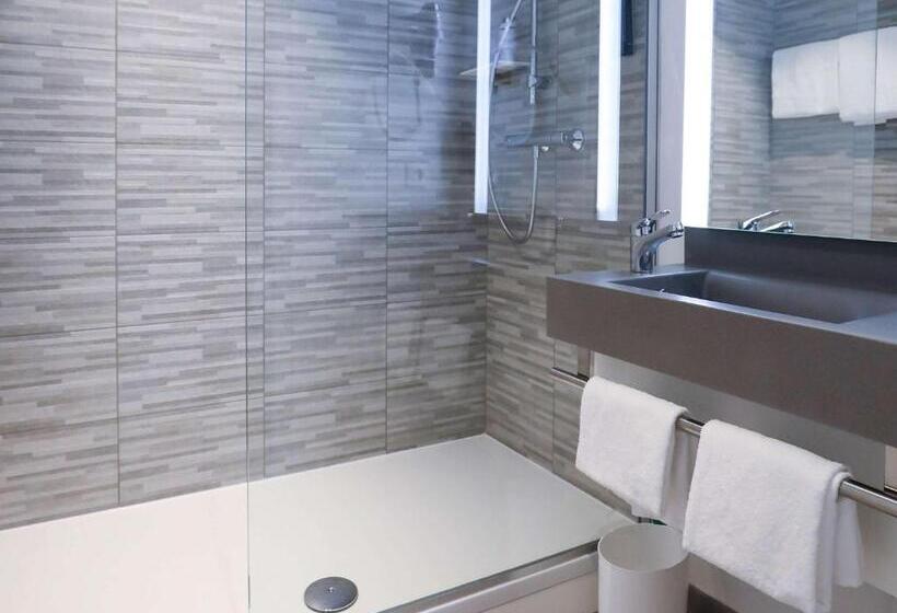 Номер Superior, Ibis Styles Puteaux Paris La Defense