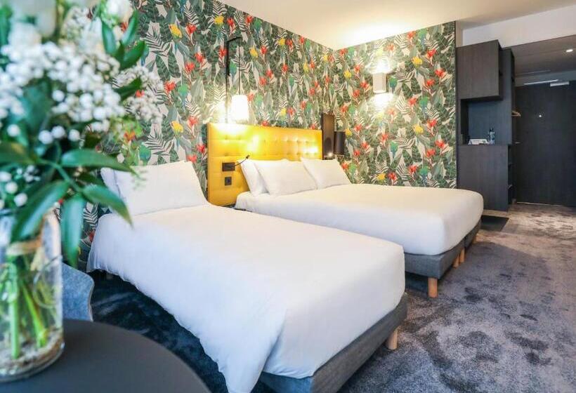 Номер Стандарт, Ibis Styles Puteaux Paris La Defense