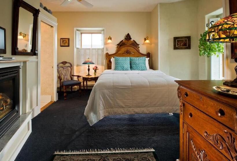 Номер Superior, Brasswood Inn