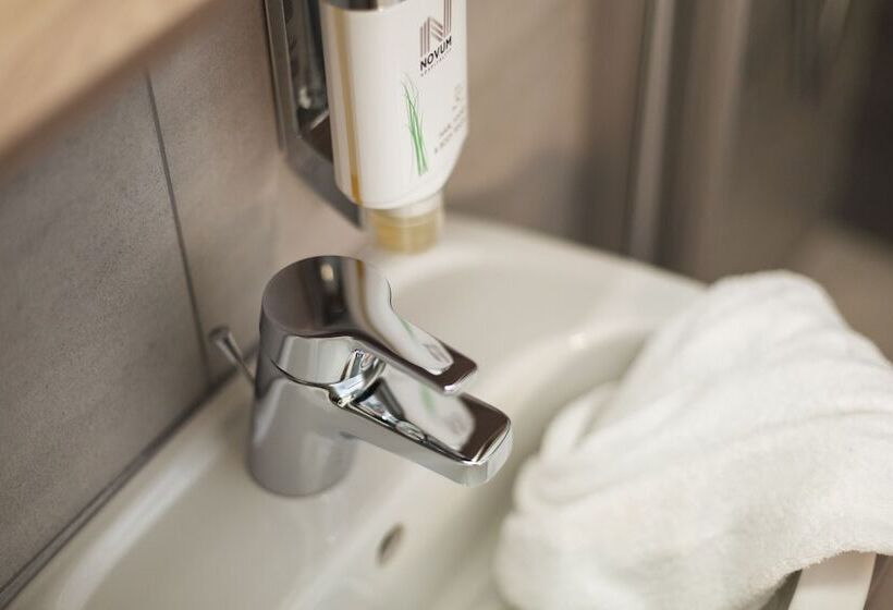 Номер Стандарт, Garner Hotel Hamburg Nord, An Ihg