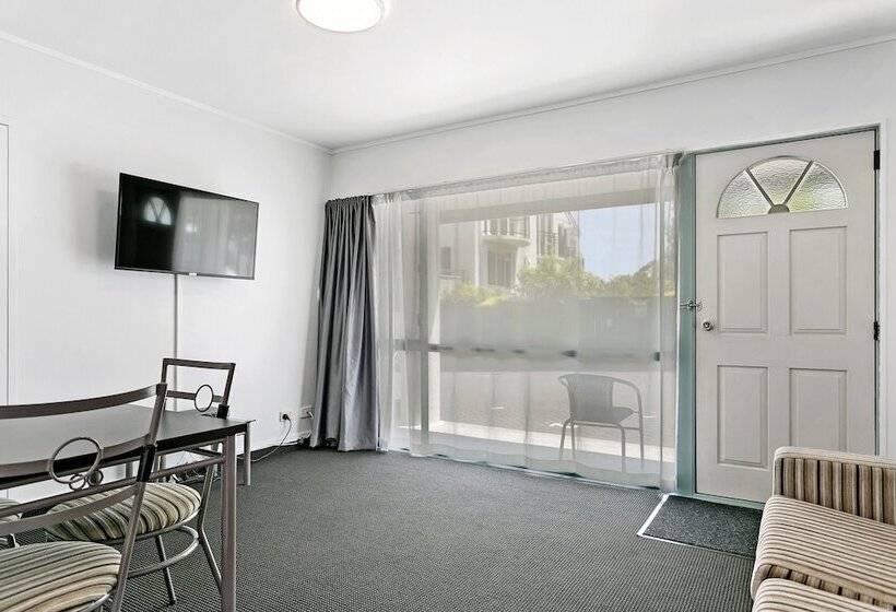 Номер Стандарт, Great Lake Motel Taupo