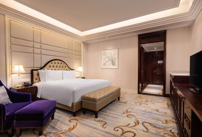 سوییت خانوادگی, Radisson Blu Forest Manor Shanghai Hongqiao   Near Necc