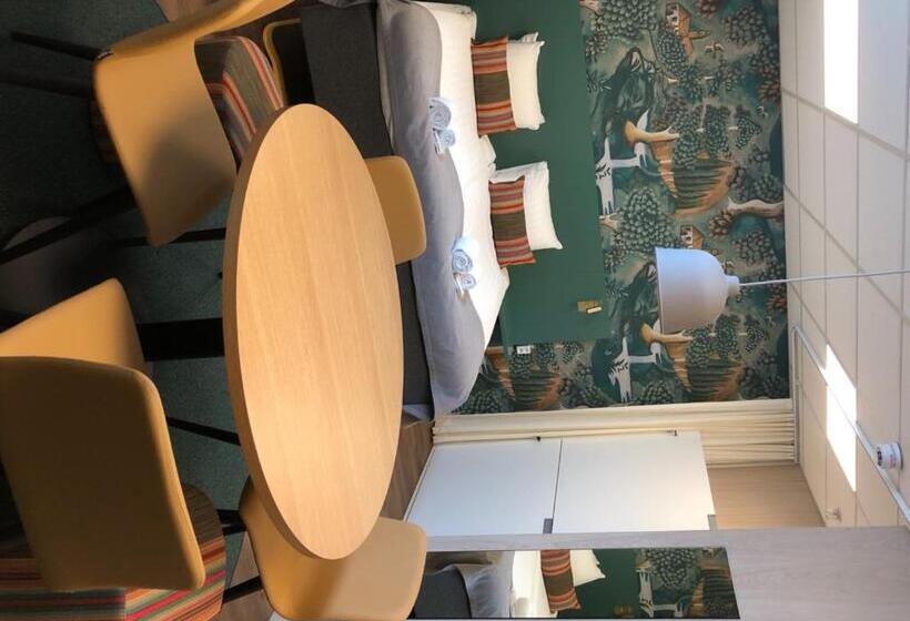 패밀리 룸 공용 욕실, Best Western Kom Hotel Stockholm