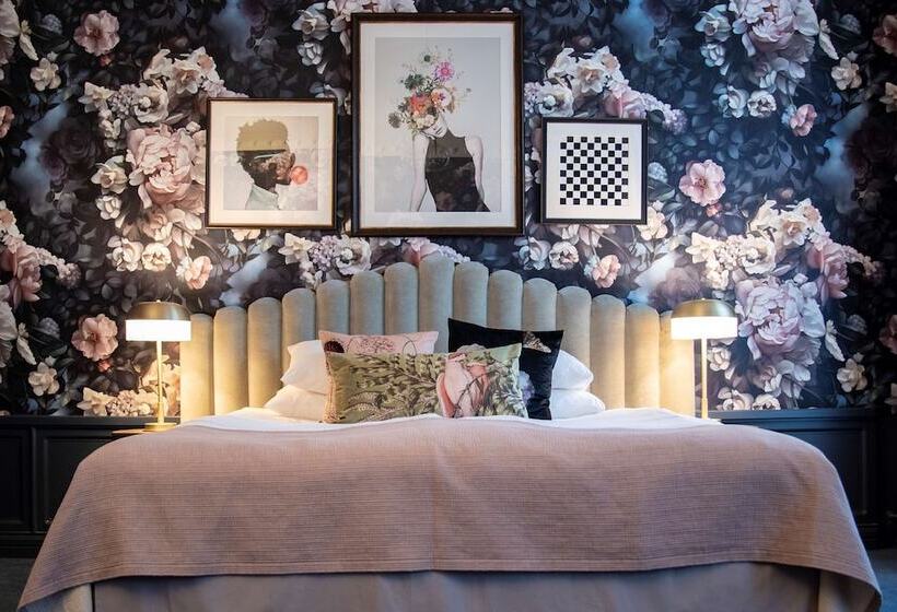 Полулюкс, The Vault Hotel, Worldhotels Crafted