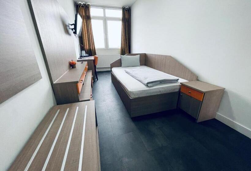 Quarto Estandar Individual, Terminal Hotel One