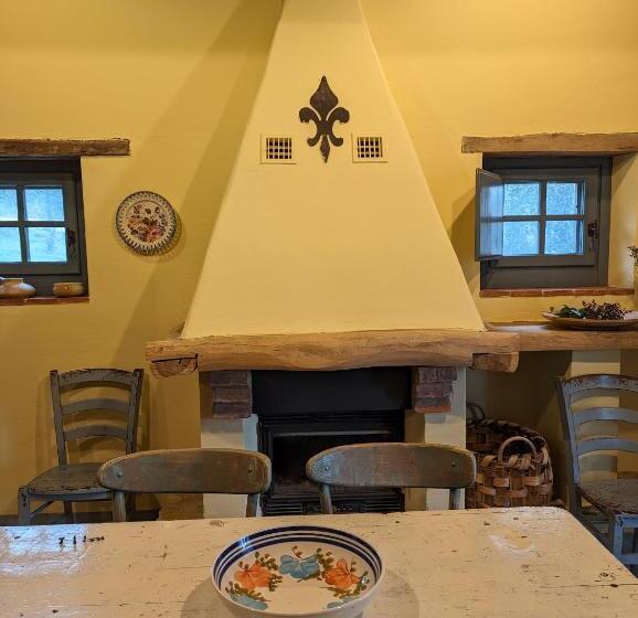Вилла 2 Спальни, Podere Spedalone
