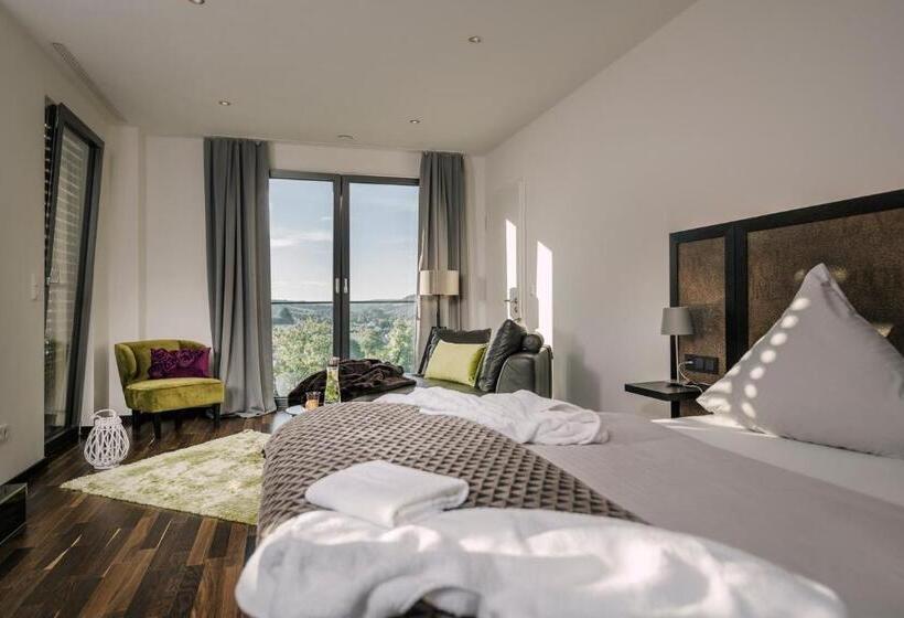 Люкс с Балконом, Boutiquehotel Genusswerk Eifel