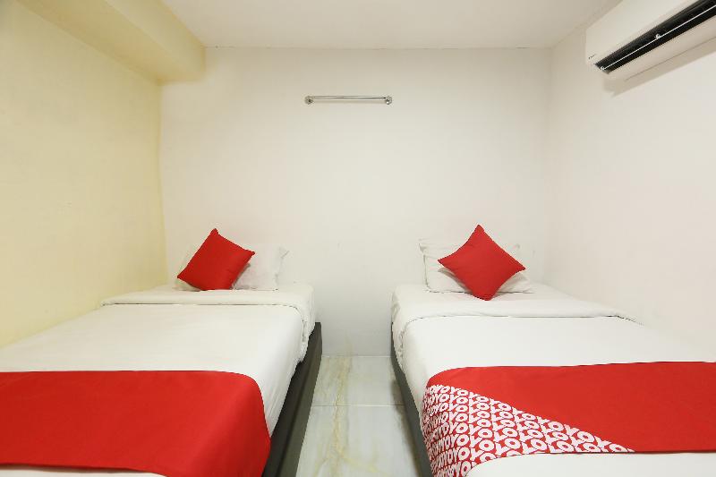 سوییت, The Parisian Hotel Lebanon
