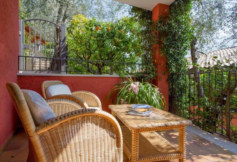 اتاق استاندارد با چشم‌انداز باغ, La Gardenia & Villa Oleandra
