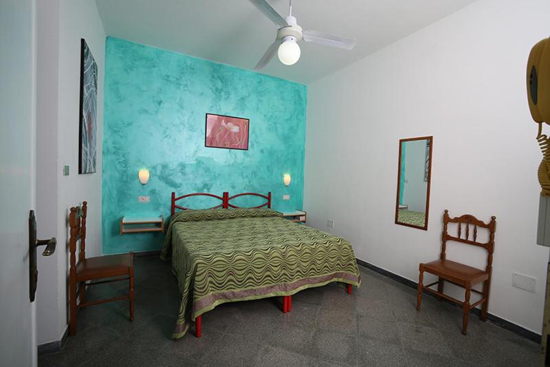 经济房, Albergo 2 Mari