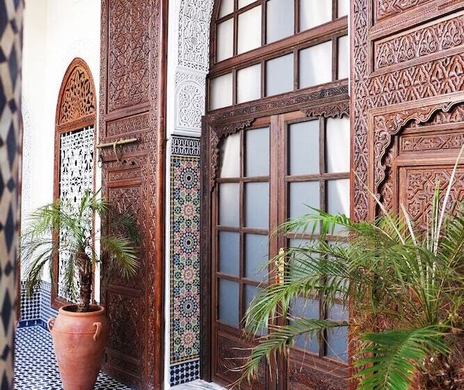 سوییت اجرایی, Riad Alassala Fes