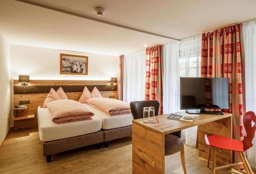 Полулюкс, Alpenblick Hotel & Restaurant Wilderswil By Interlaken