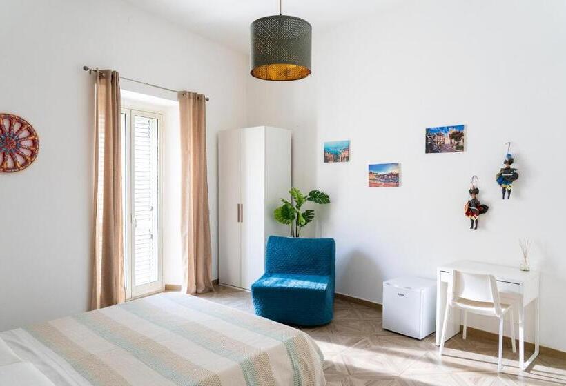 اتاق استاندارد سه نفره, Portosalvo Rooms