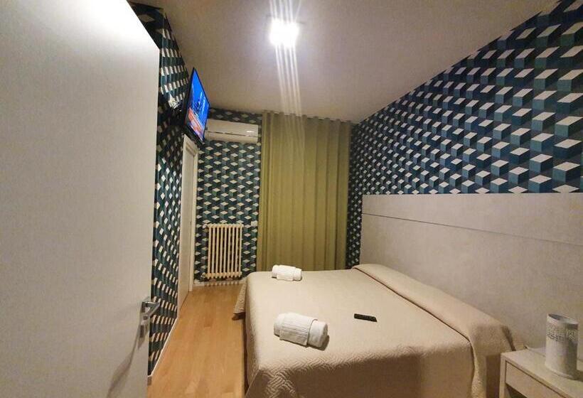 Номер Стандарт Вид на Сад, B&b 1951